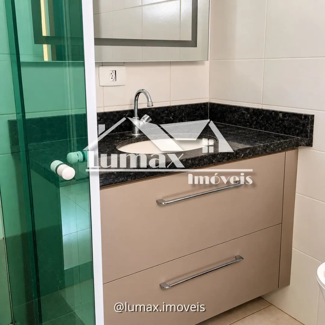 Sobrado com 3 Dormitórios, 2 Suítes e 2 Vagas na Vila Primavera - Foto 1